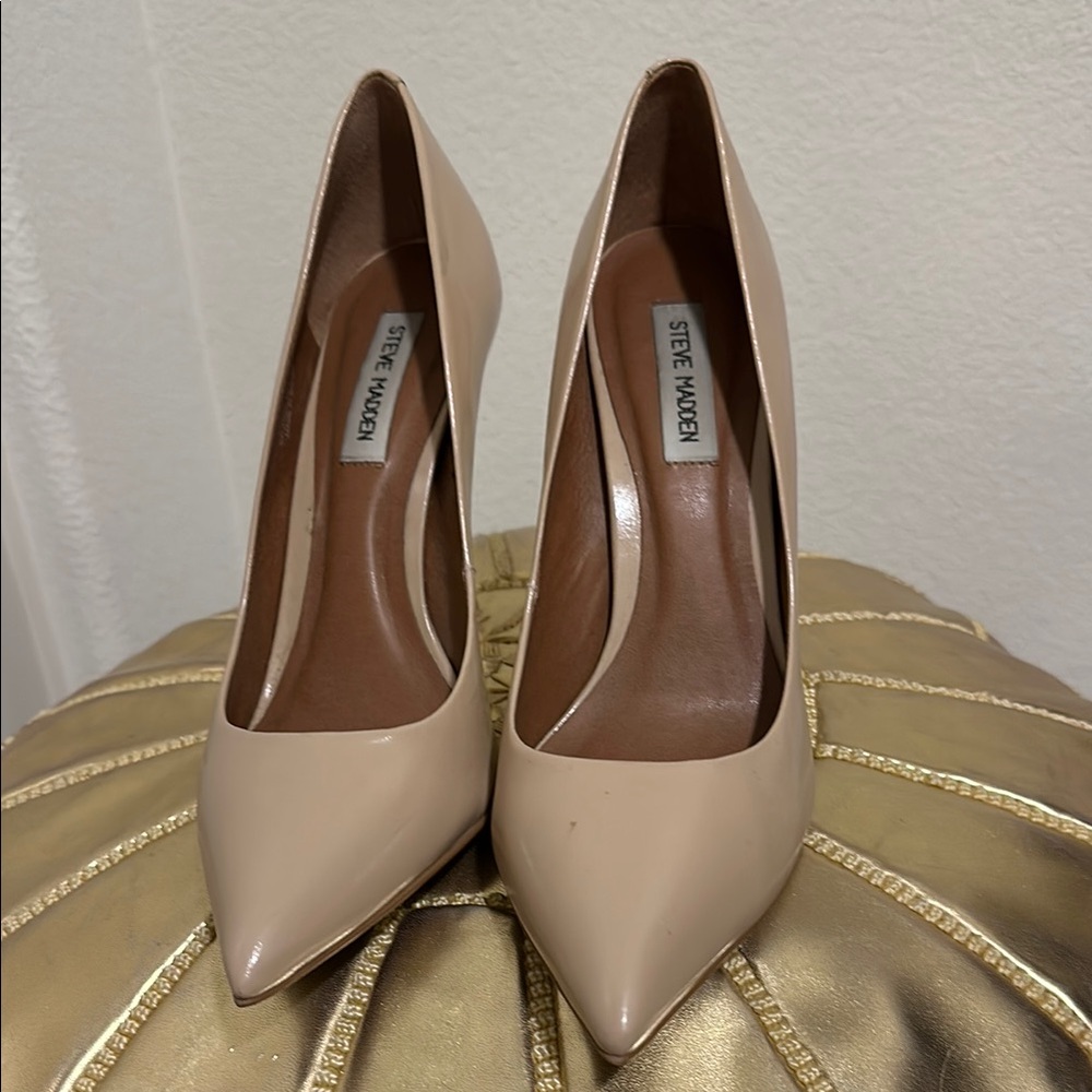 Steve Madden Women's Nude Pumps